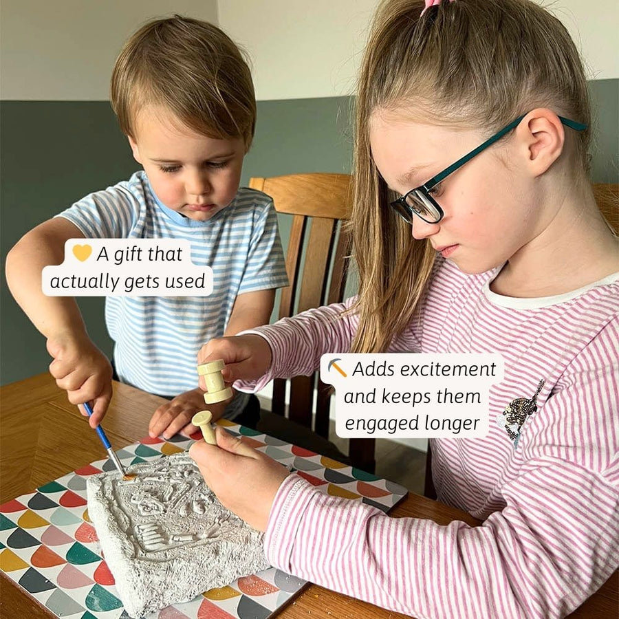 Kids Dinosaur & Gem Dig Kit 2